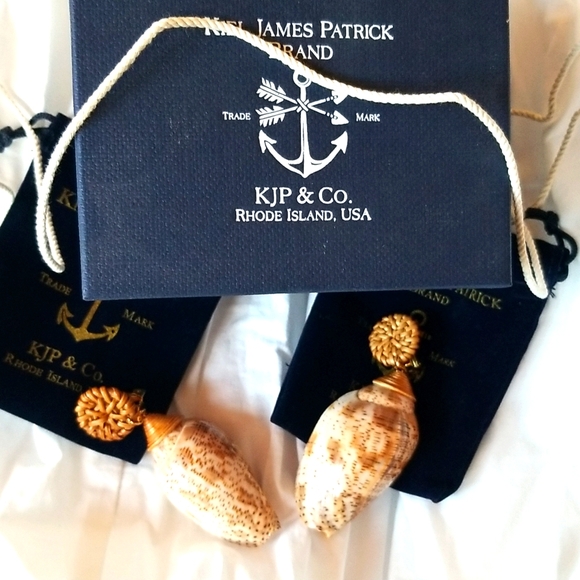 Kiel James Patrick Shell & Wicker Collection - Picture 2 of 2